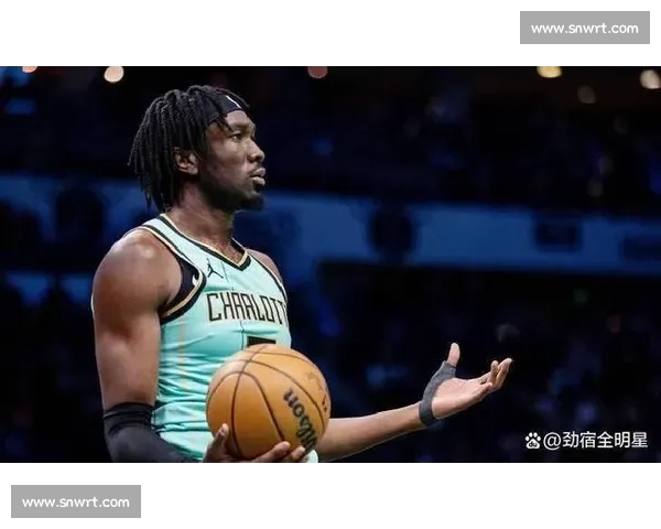 太阳黄蜂 2 换 1 交易!马威加盟菲尼克斯,第 10 顺位选中马卢阿奇 太阳黄蜂 2 换 1 交易!马威加盟菲尼克斯,第 10 顺位选中马卢阿奇